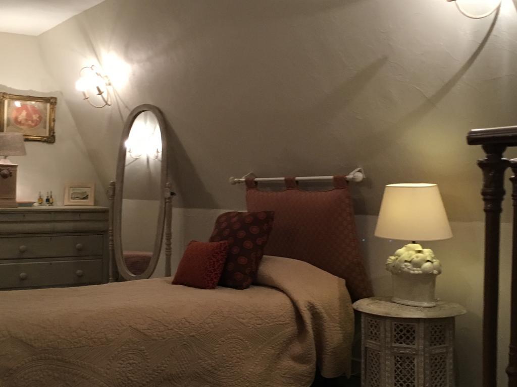 Maison D'ines Centre Historique Garage Prive Holiday home *